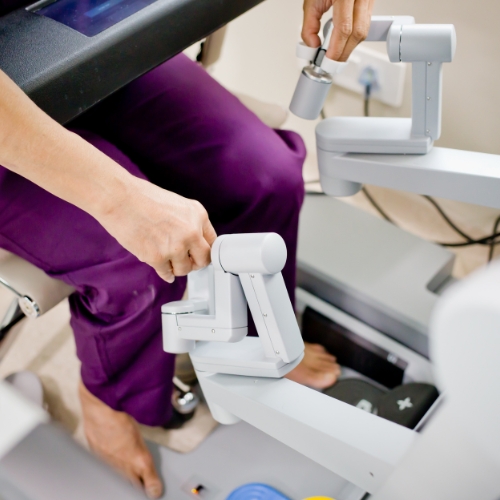 Robotic Ovarion cyst surgery